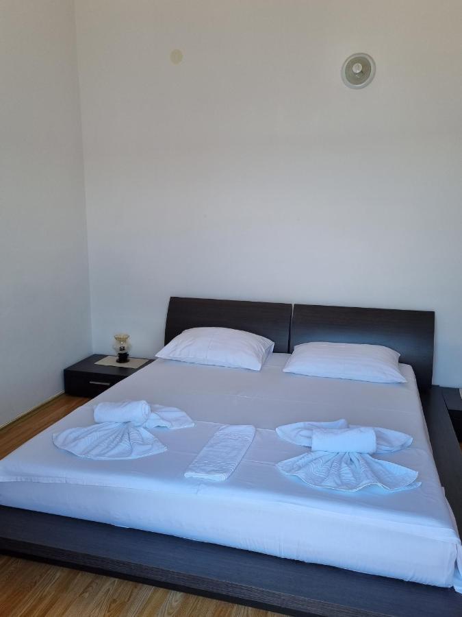 Bed And Breakfast Miramar Starigrad Paklenica Ngoại thất bức ảnh