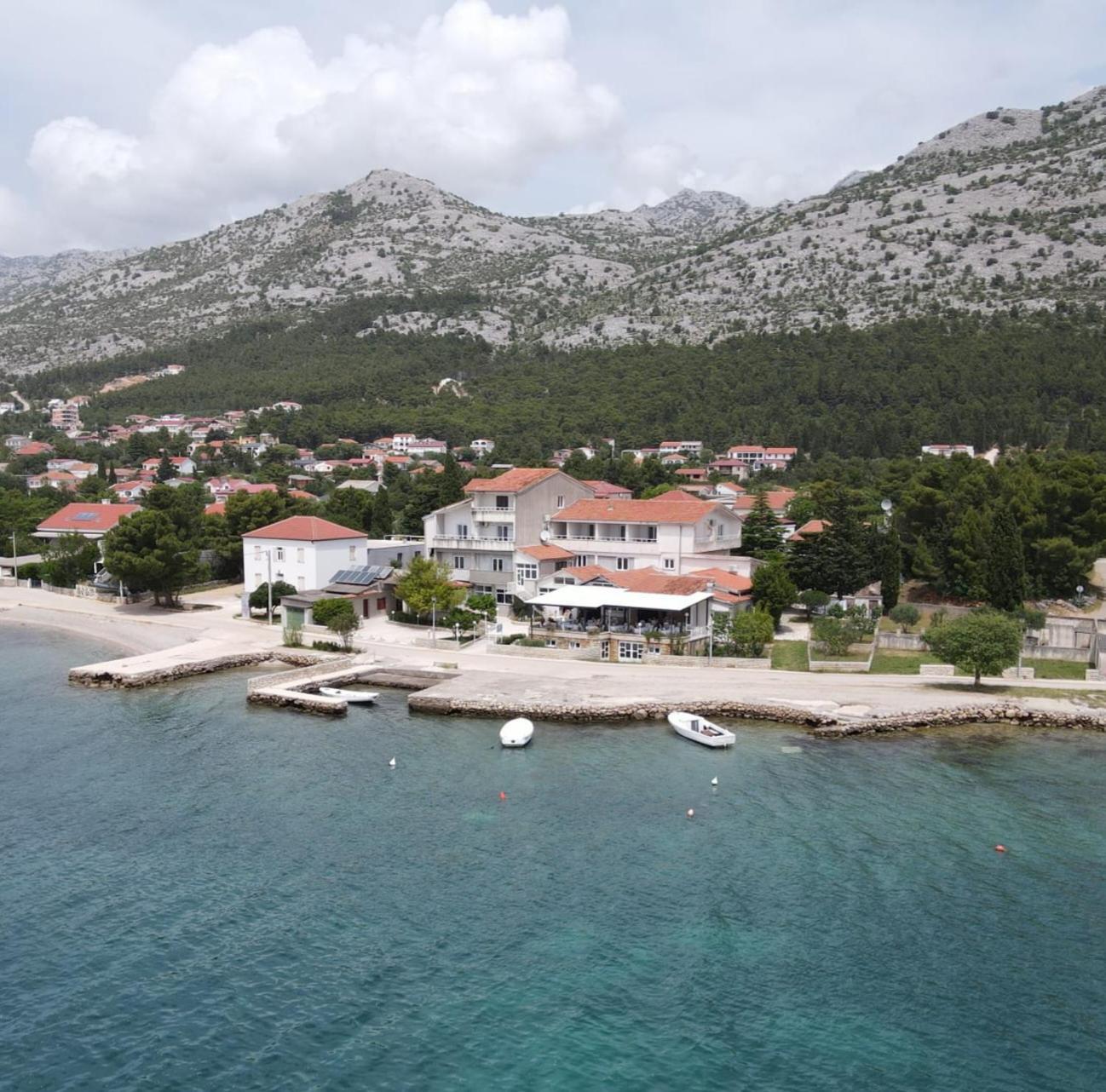 Bed And Breakfast Miramar Starigrad Paklenica Ngoại thất bức ảnh