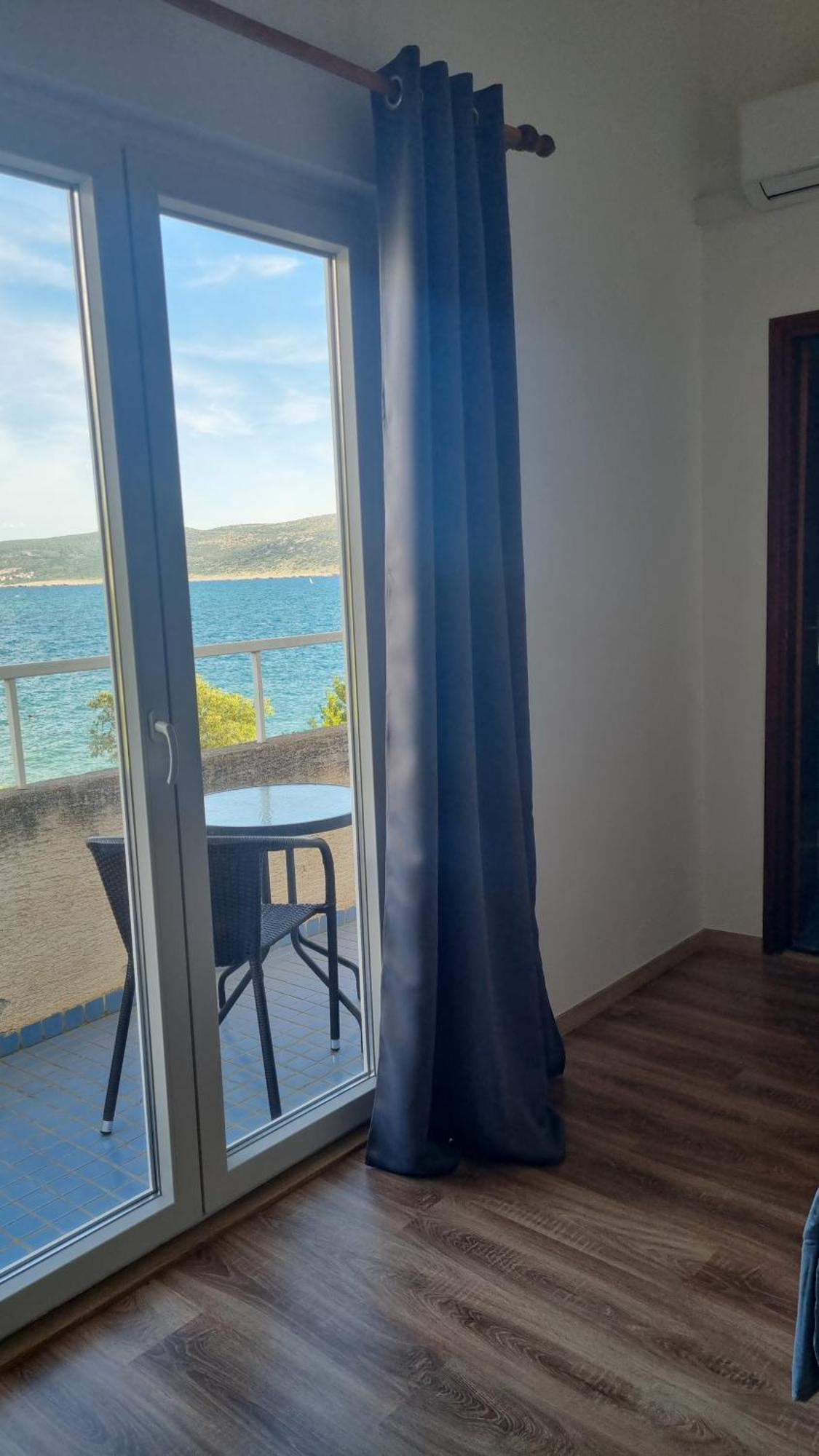 Bed And Breakfast Miramar Starigrad Paklenica Ngoại thất bức ảnh