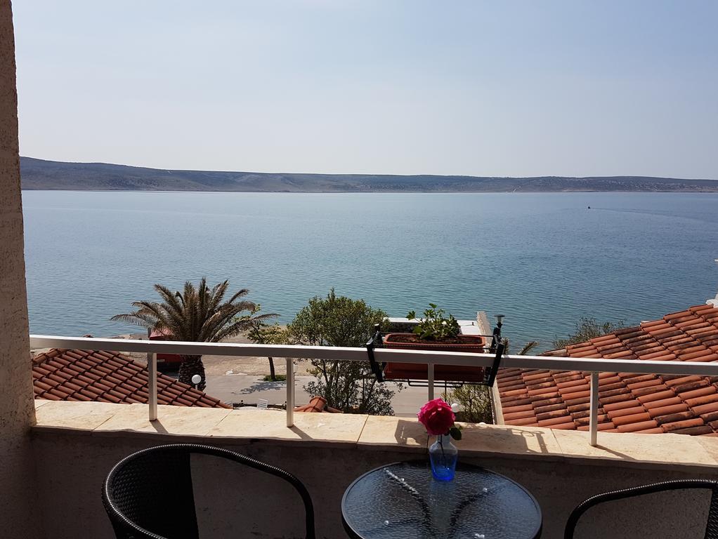 Bed And Breakfast Miramar Starigrad Paklenica Ngoại thất bức ảnh